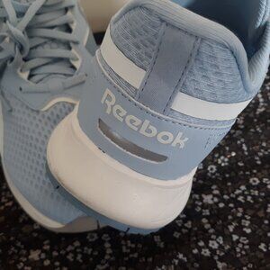 Womens Reebok Sneakers  Size 11
